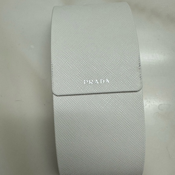 Prada Cream Cat-Eye Sunglasses with Dark Lenses - Picture 8 of 8